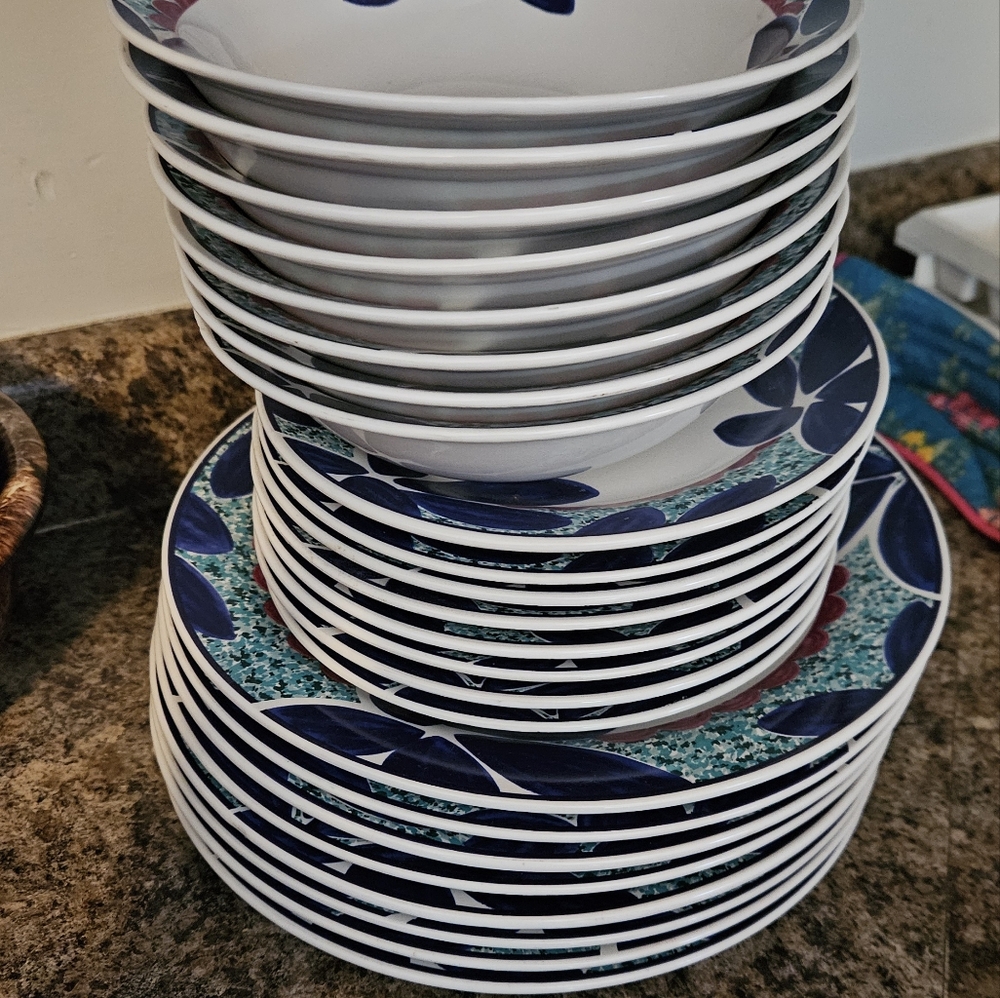 Vintage Century Stoneware Plate and Bowl Set